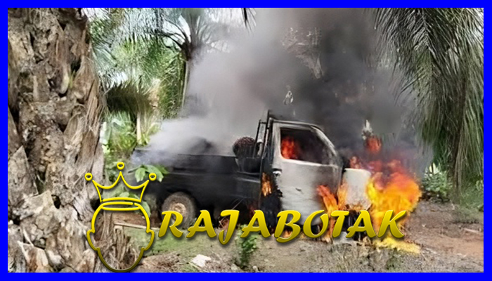 Warga Bengkulu Emosi Dan Bakar Mobil Ninja Sawit